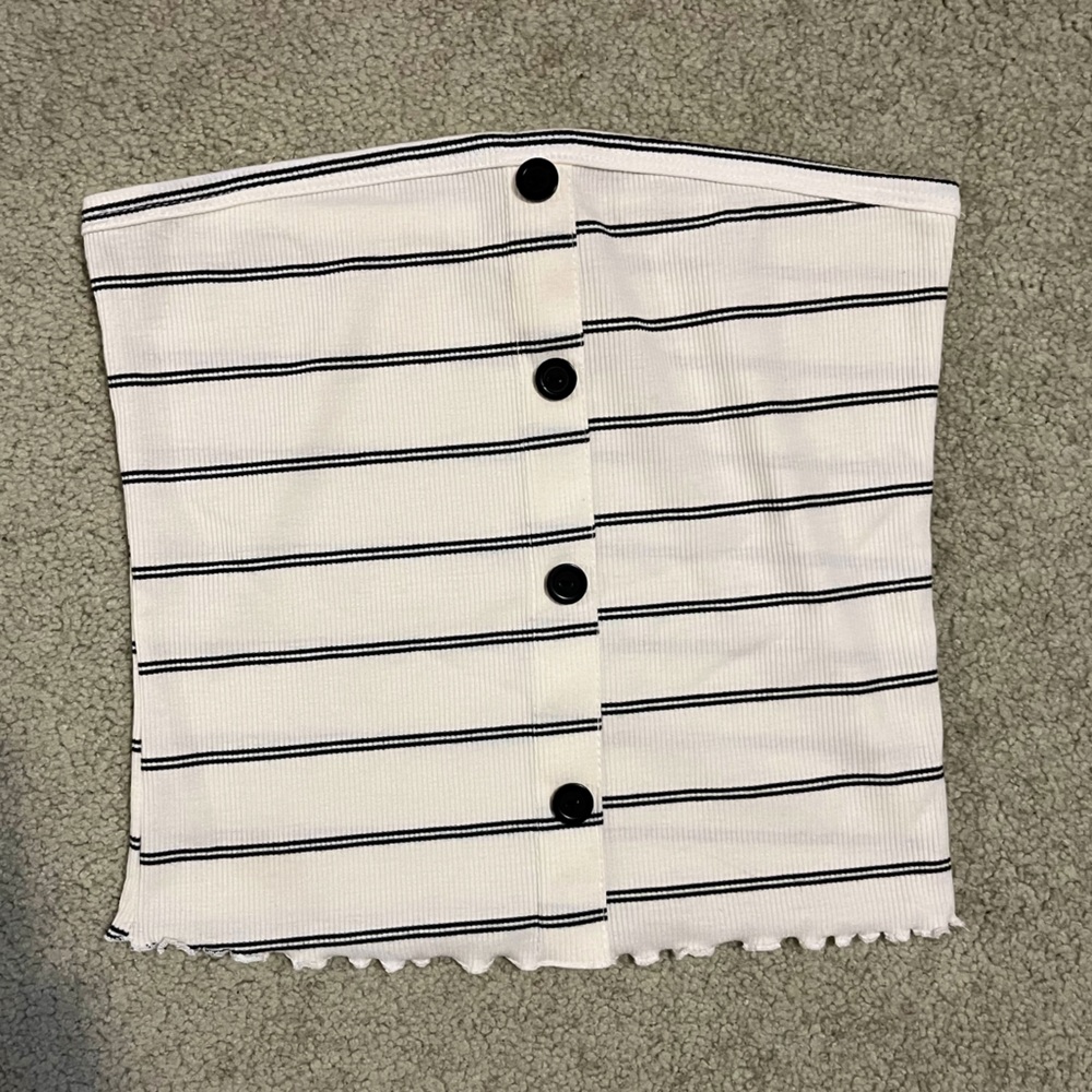 Caution to the Wind tube top! M